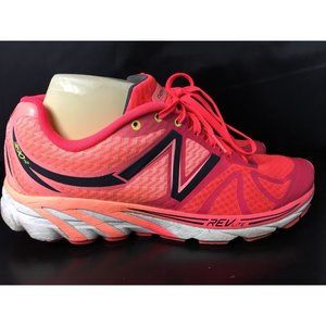 New Balance Womens 39 V2 Running Shoes 